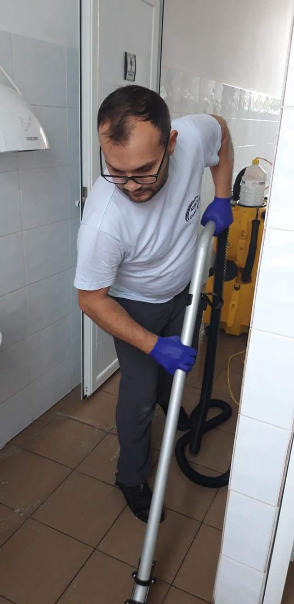 ADM & CLEAN MICOLA SRL
