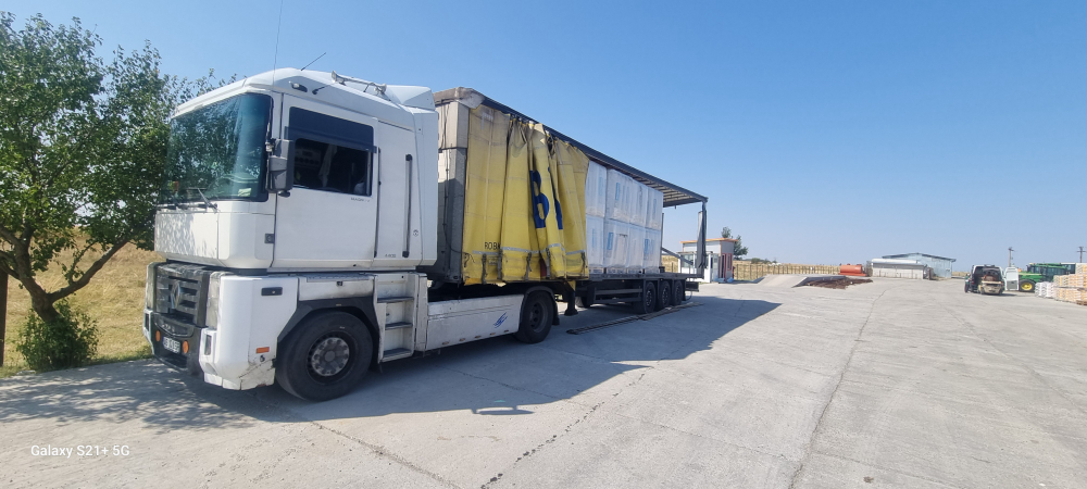 L.U.K CARGO TRUCK SRL